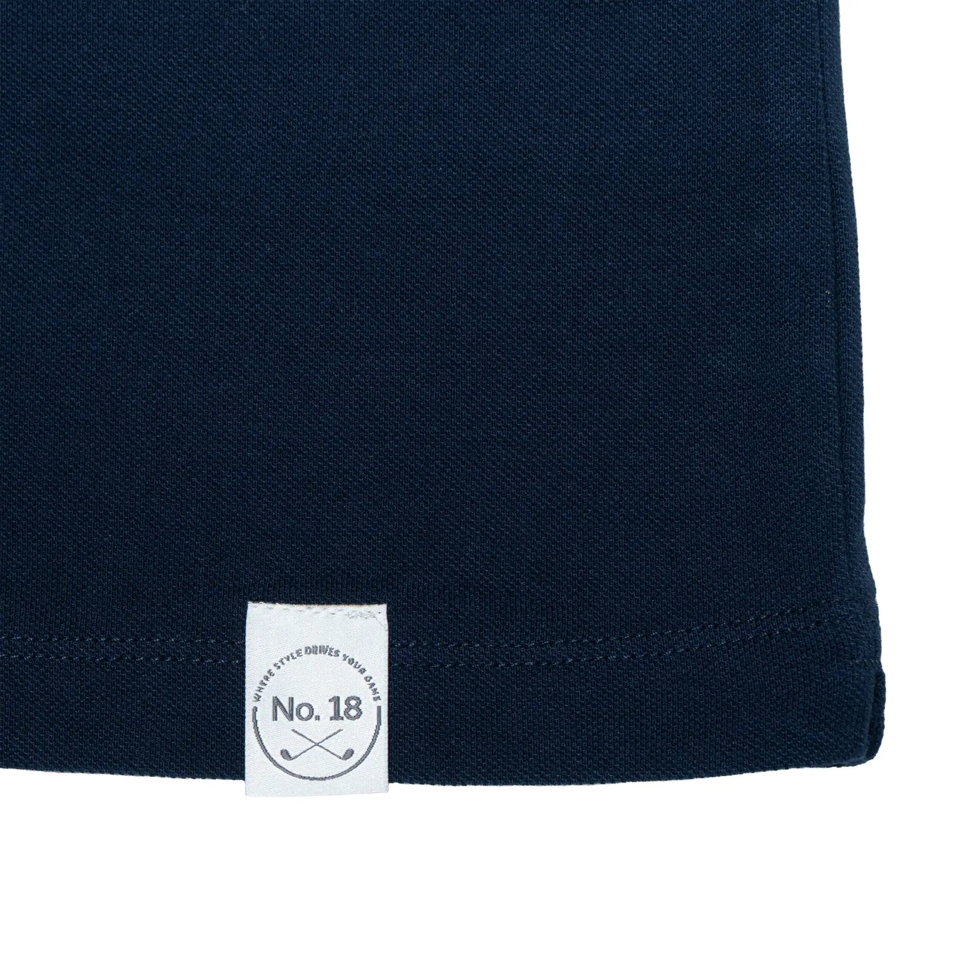 Moderne Kleidung für Golfer nur bei No. 18